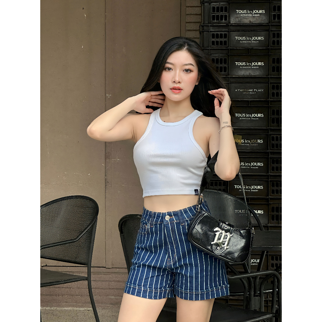 Quần short jeans nữ lưng cao màu xanh sọc co giãn vừa phải HEYBEE HJ1447