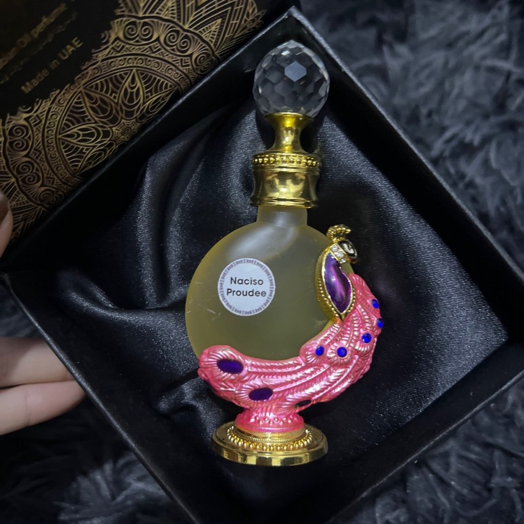 Tinh dầu dubai mùi NACISO PROUDEE - phong cách gợi cảm nữ tính quyến rũ - chai công hồng 15ml | BigBuy360 - bigbuy360.vn