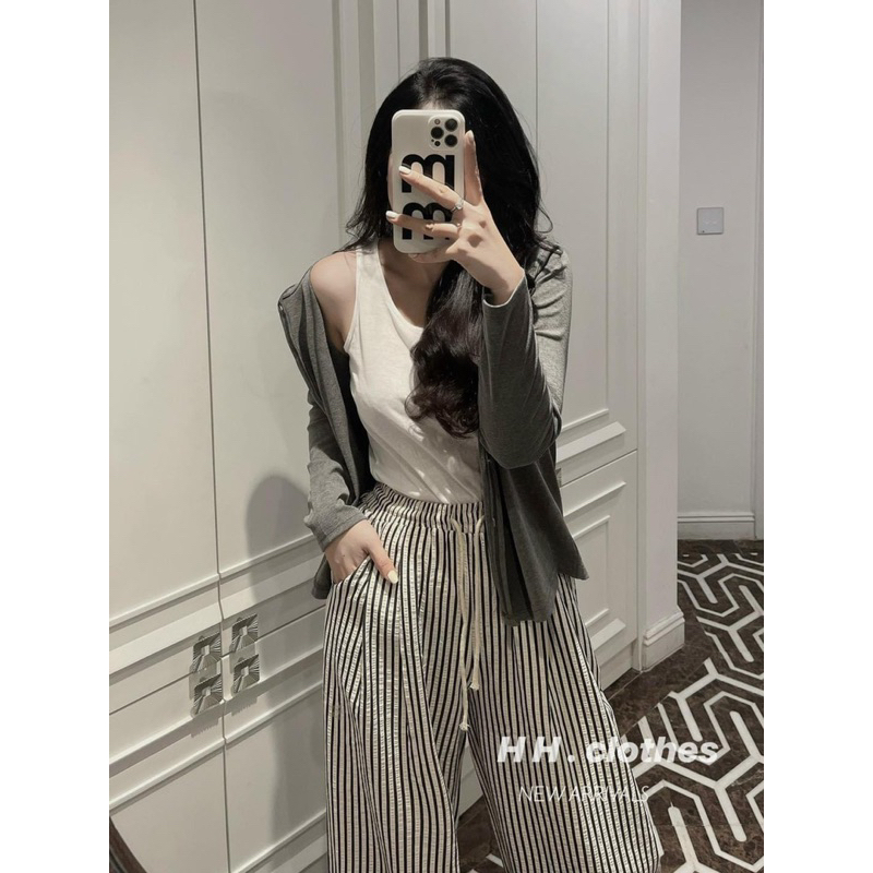 SET TĂM 3 MÓN ÁO KHOÁC XÁM QUẦN XUÔNG KẺ SỌC