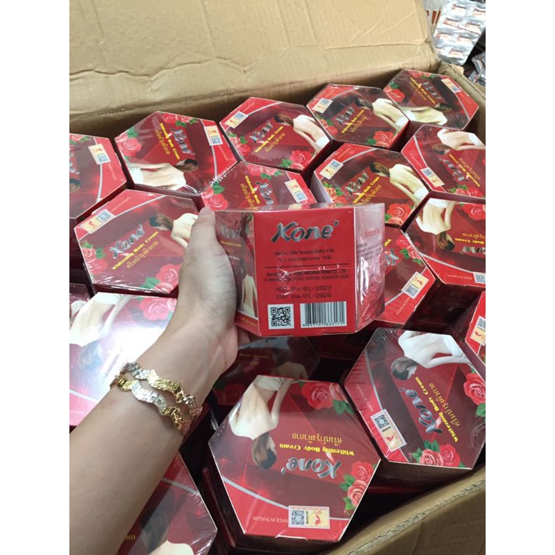 Kem body siêu trắng mẫu mới hộp đỏ