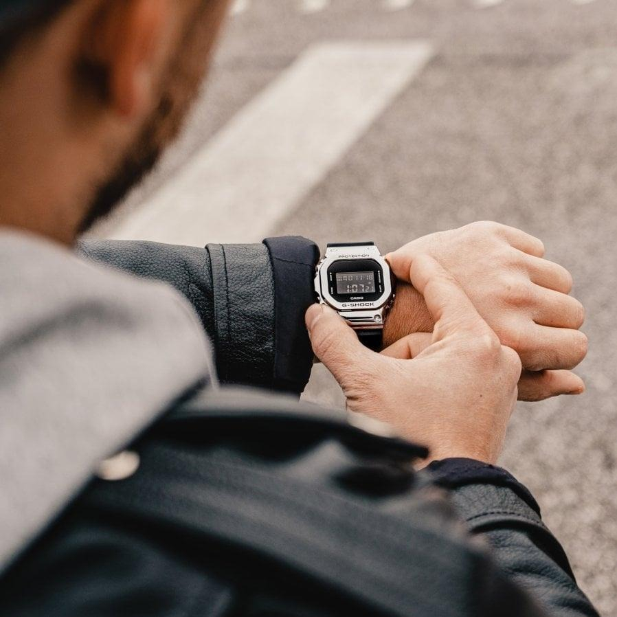 Đồng hồ nam Casio G-SHOCK GM-5600 / GM-5600-1 chống va đập chính hãng