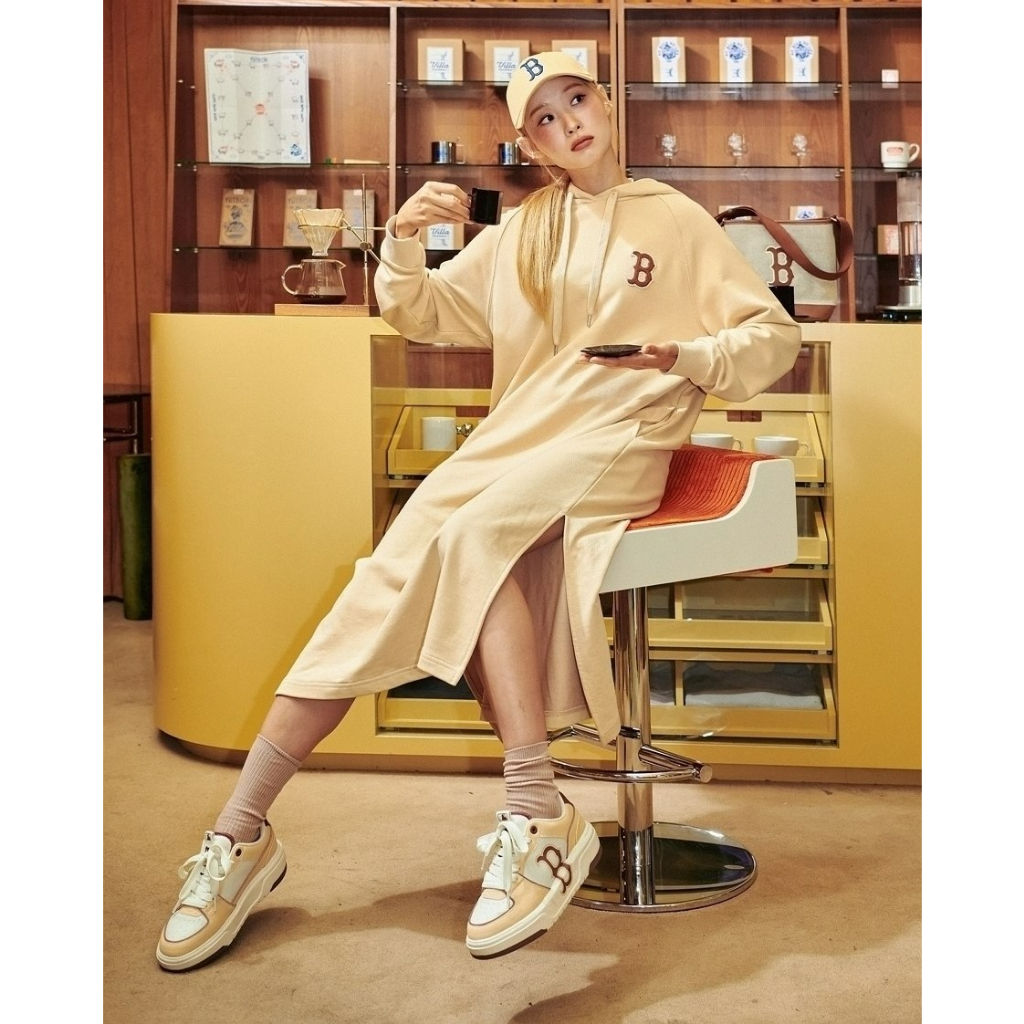 Giày thể thao Chunky B đỏ nâu cổ thấp phối đồ nam nữ siêu hot trend 2023