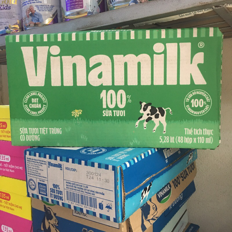 Sữa 100% vinamilk 1 thùng (48hộp x110ml ) sữa tươi tiệt trùng có đường , không đường , ít đường, hương dâu