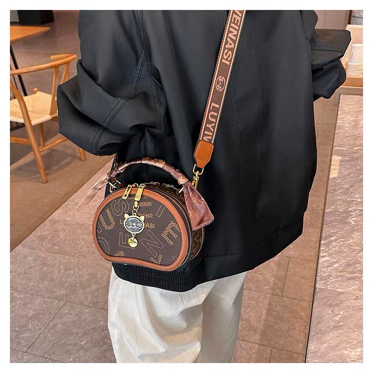 Túi xách tay đeo chéo MÓC MÈO HOẠ TIẾT dây đeo vải dù cá tính T7500