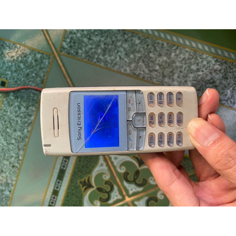 Xác điện thoại Sony Ericsson T100 cổ nghe gọi
