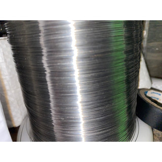 - Dây Thép carbon cao , đàn hồi tốt - màu đen - cứng làm lò xo , lưỡi câu cá , lồng chim , nhiều size