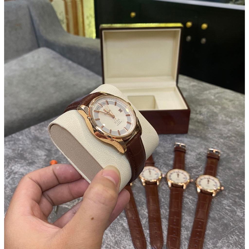 Đồng hồ nam DeVill mặt trắng viền vàng hồng dây da