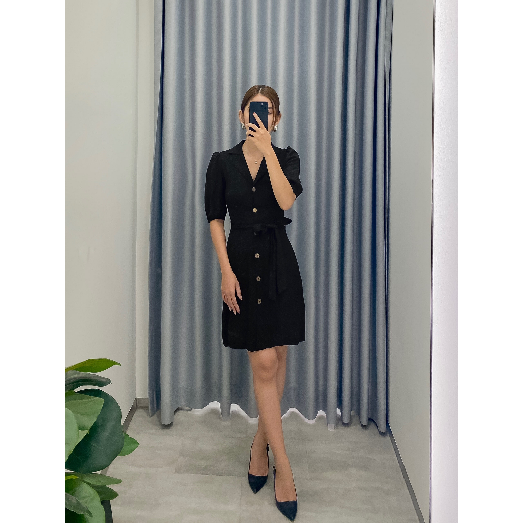 Đầm cổ vest nữ YV LE & CO màu đen hiện đại