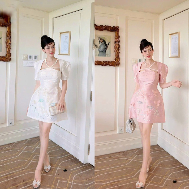 Đầm Có Tay Đính Tafta