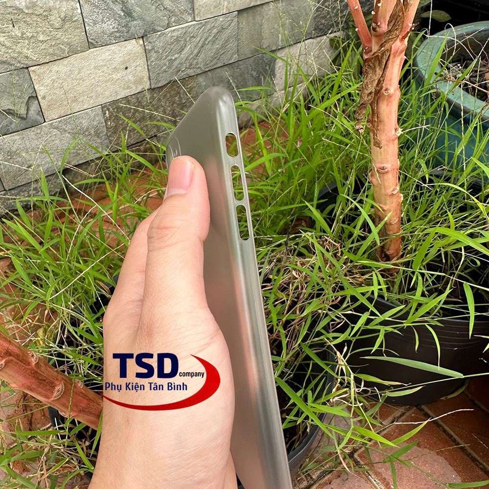 Combo 2 Ốp Lưng Trong Nhám Unibody iPhone 11 Siêu Mỏng