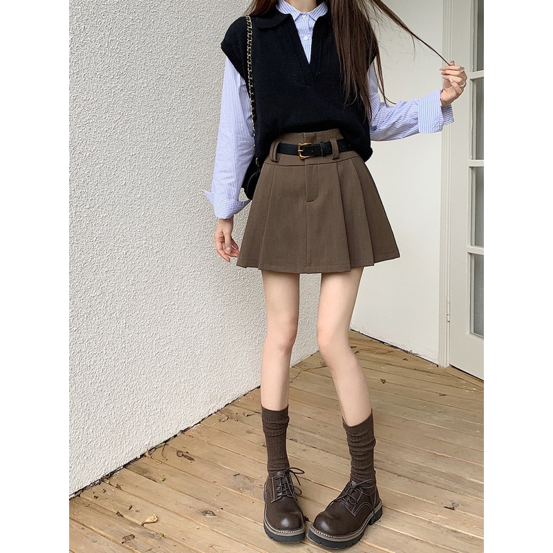 Chân váy ngắn xếp ly lưng cao vintage thu đông 2023