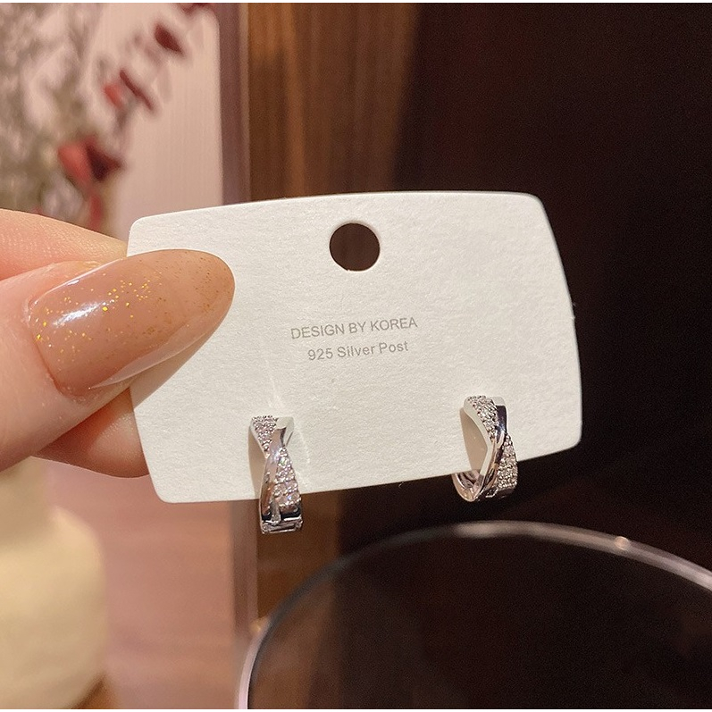 Khuyên tai chữ X ôm tai nhỏ trẻ trung phong cách Hàn Quốc KT461