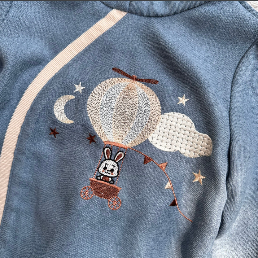 Áo dài thêu cho bé gái, bé trai xinh xắn dễ thương, áo dài cho mẹ và bé