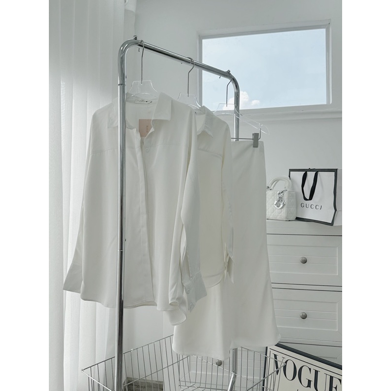 SET SƠ MI TRẮNG OVERSIZE + CHÂN VÁY MIDI 🖤