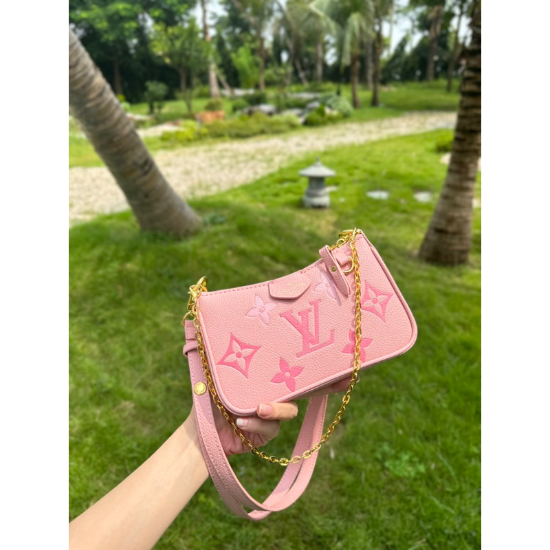 Túi LV Easy Pouch super size 20x11cm da thật 2 màu fullbox nam châm