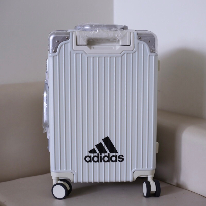 Vali Adidas Exclusive member suitcase