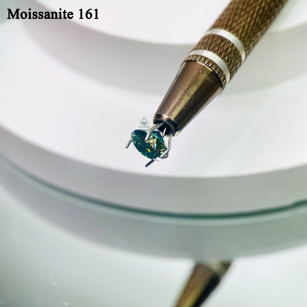 Đá nhân tạo Moissanite xanh lá 161 giác cắt MG161