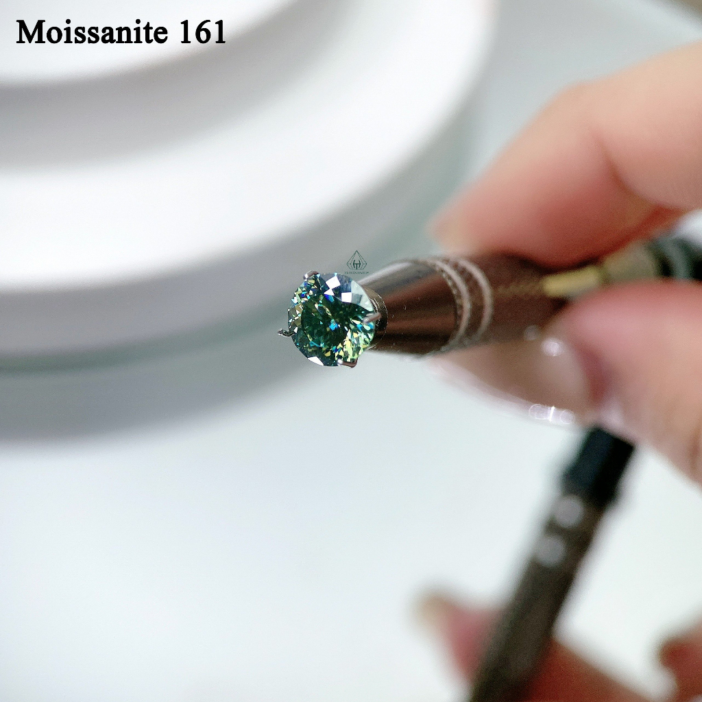 Đá nhân tạo Moissanite xanh lá 161 giác cắt MG161