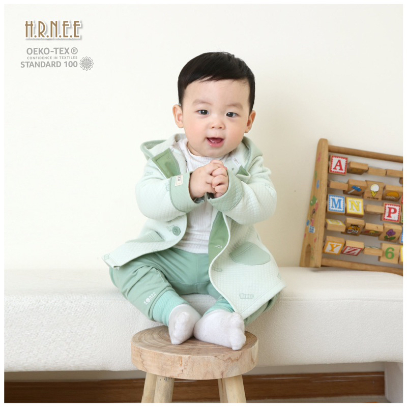 Áo khoác trần bông Hrnee cho bé trai bé gái