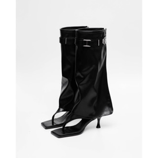 X10 - GIÀY AZA FOLDOVER THONG BOOTS