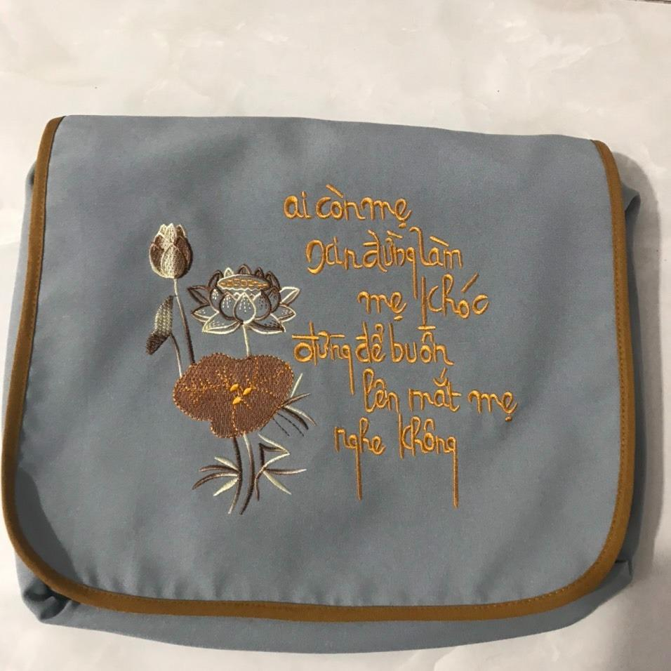 TÚI DÀNH CHO PHẬT TỬ ĐI CHÙA, MẪU SEN THƠ VẢI THƠ, KT 34*27 - M T06