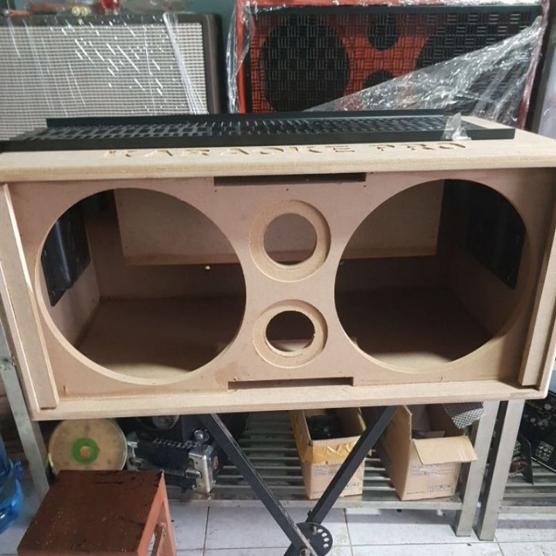 Vỏ thùng loa thô 2 bass 25 đôi cắt mạch 19×39