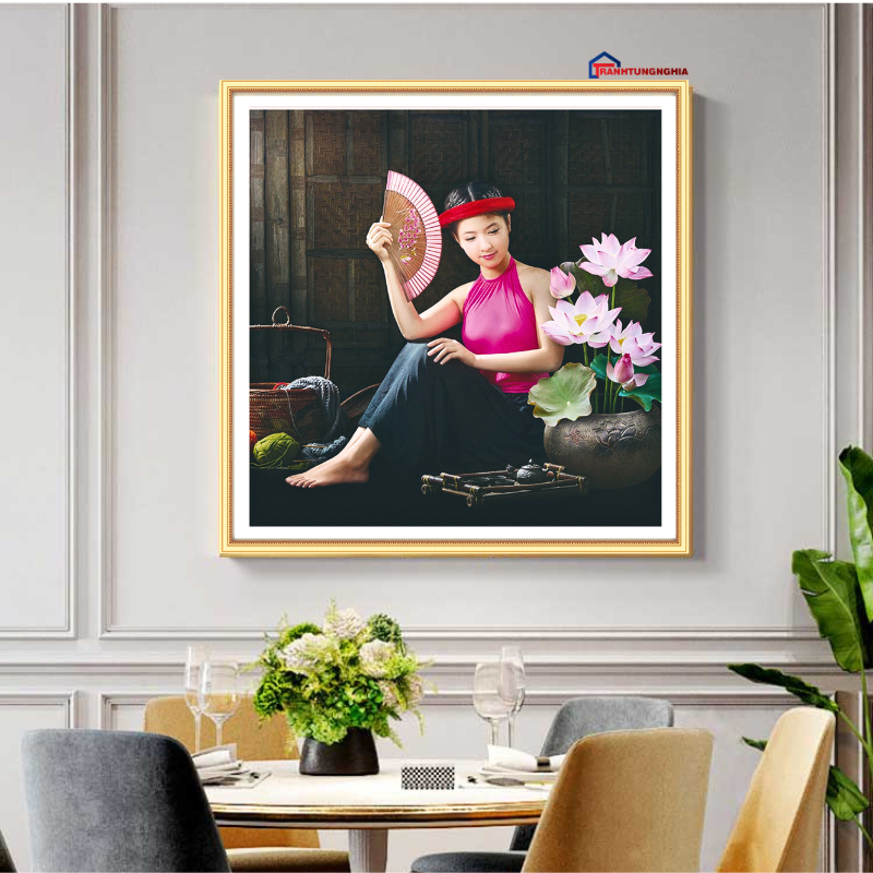 Tranh đính đá thiếu nữ hoa sen tuyệt đẹp 55cm x 55cm