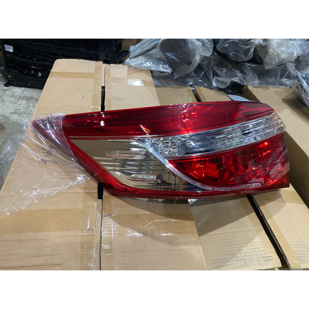 Đèn hậu toyota Vios 2013 đến 2017