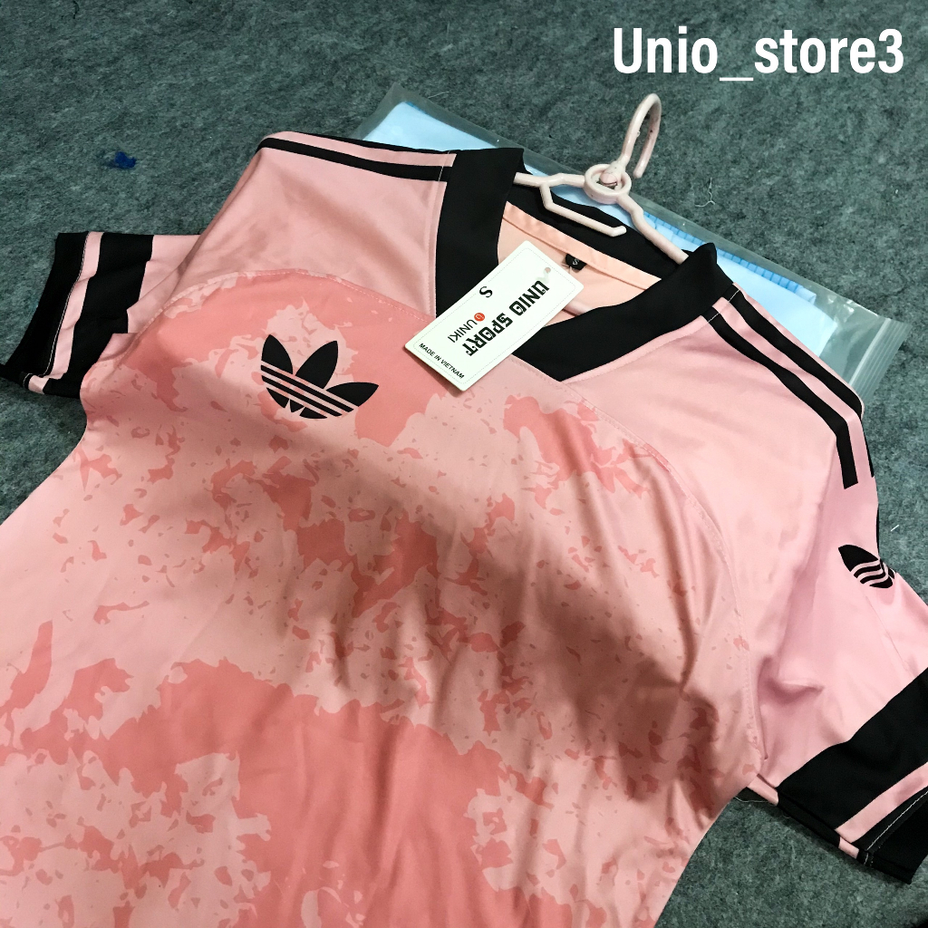 In tên số áo theo yêu cầu - bộ quần áo bóng đá không logo hồng - hàng thun cao cấp