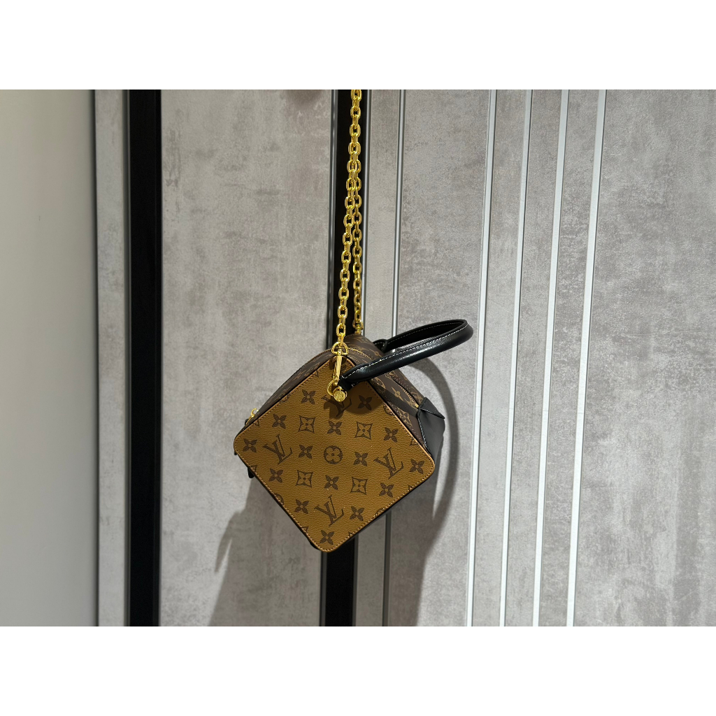 TÚI LV DICE SQUARE SZ16