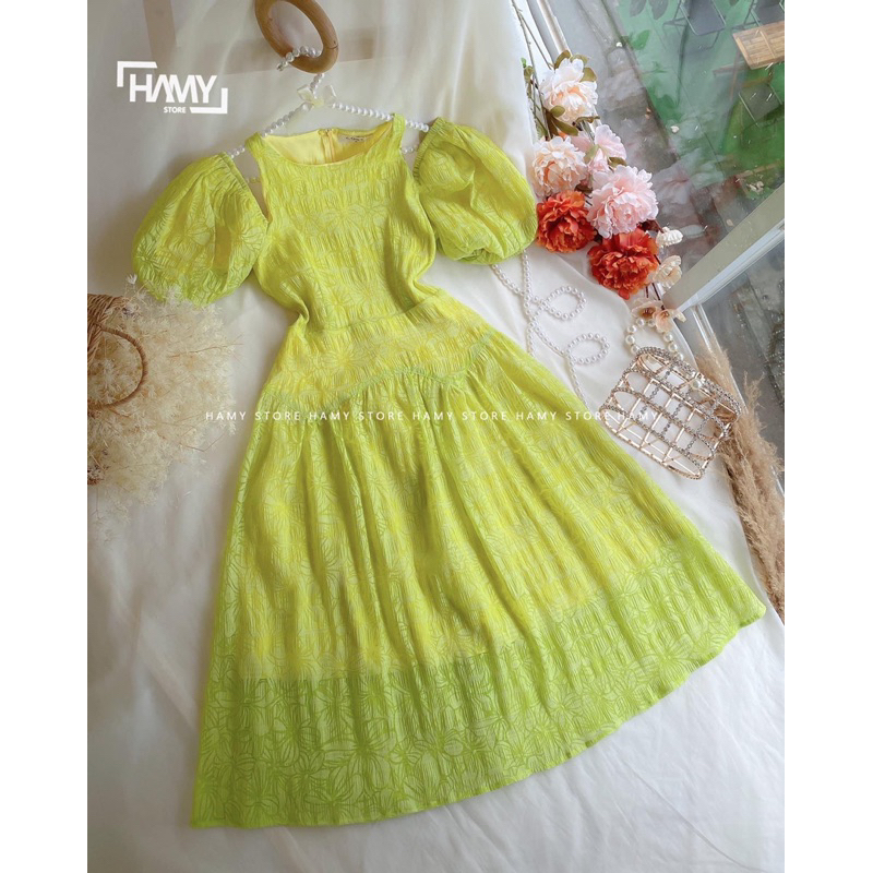 Đầm In Hoa Hở Vai