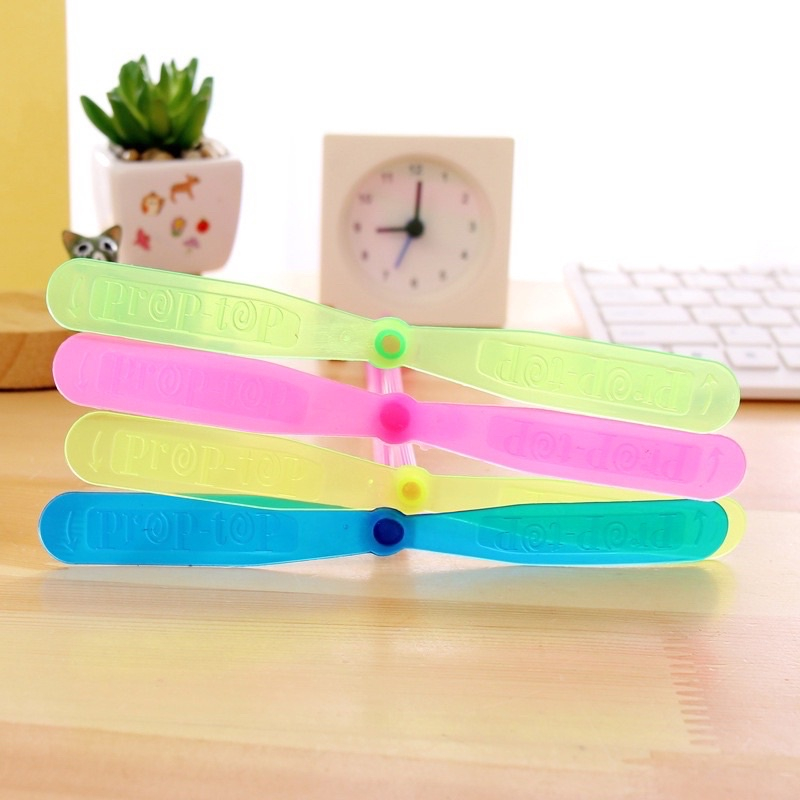 Đồ Chơi Chong Chóng Nhựa Quay Tay Bay Cao Vui Nhộn Cho Bé- Bamboo Kid's Toy