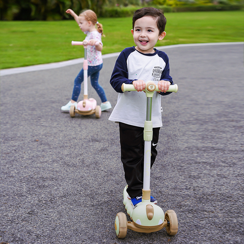 Xe trượt ngồi hình khủng long có đèn và phát nhạc theo sở thích của bé