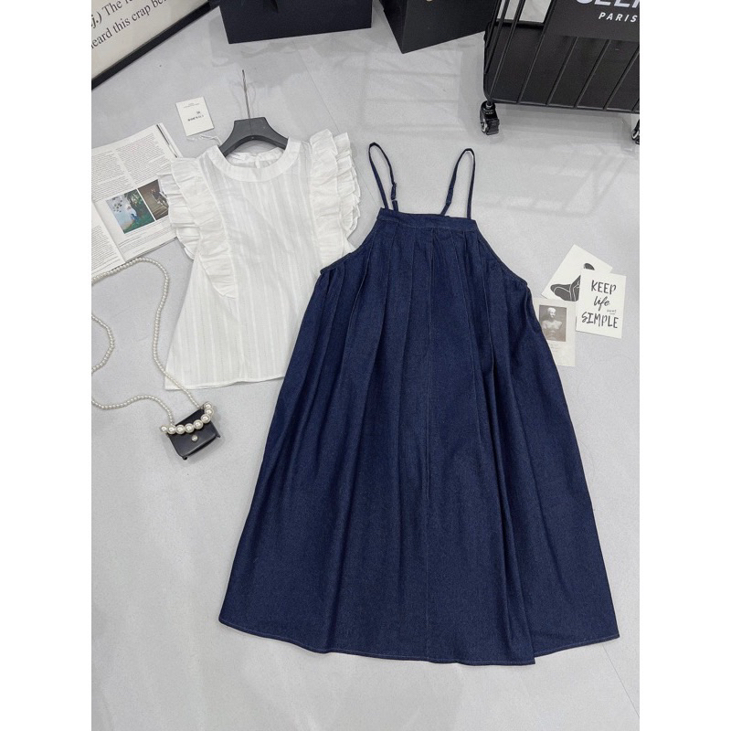 Set yếm jeans kèm áo cánh tiên
