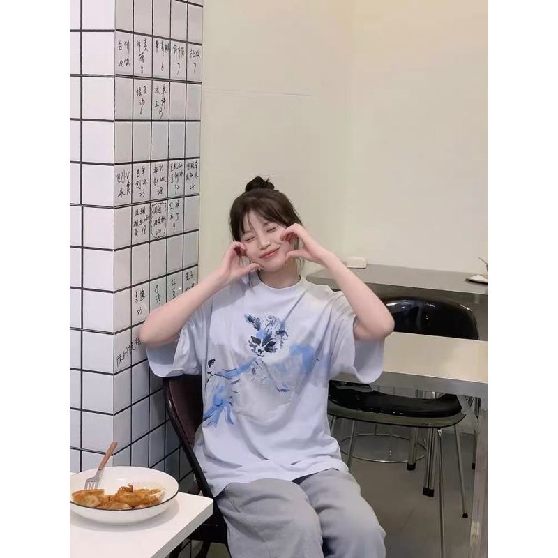 Áo phông sound check in hình mèo giống Rosé Blackpink Born Pink Tour