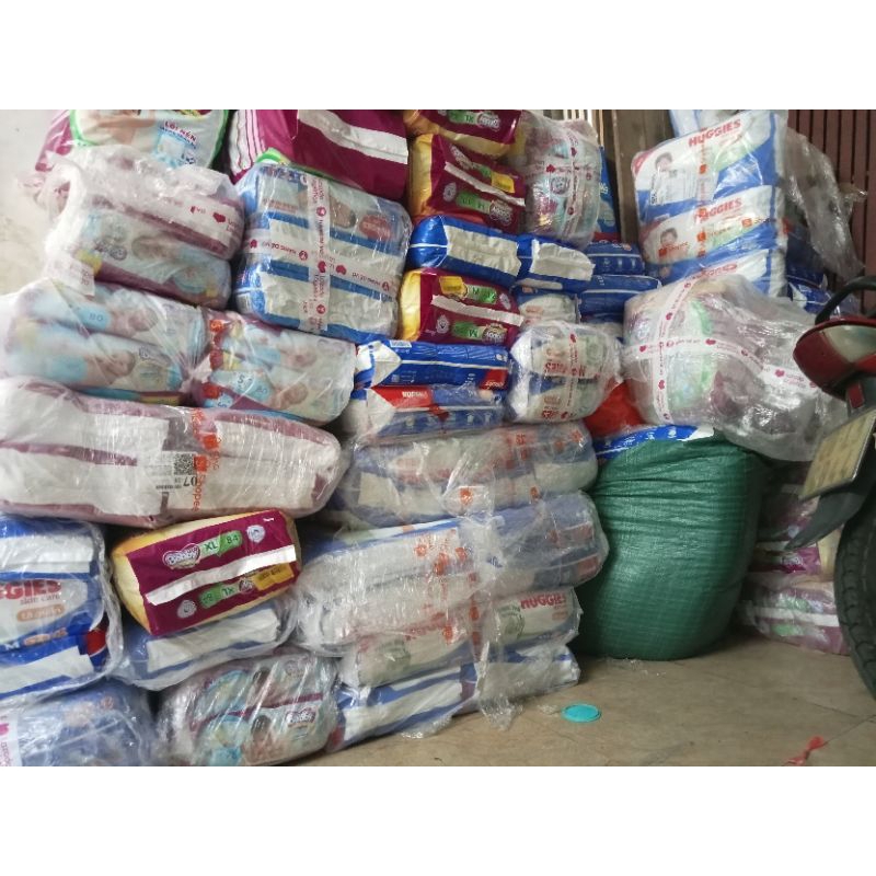 Tã quần Bỉm huggies skincare M42+6/M76+6/L68+6/xl60+8/xxl54+8/M106/L104/xl88/xxl80 mới