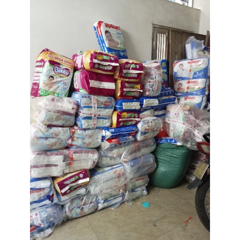 Tã quần Bỉm huggies skincare M42+6/M76+6/L68+6/xl60+8/xxl54+8/M106/L104/xl88/xxl80 mới