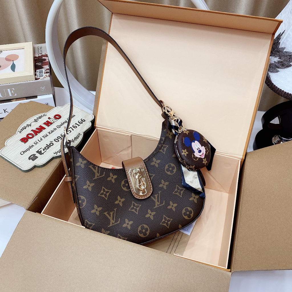 Túi kẹp nách mẫu mới có hộp tặng kèm khăn và gương thời trang bản cao cấp 2 bocx nam châm video ảnh thật MTA10/06