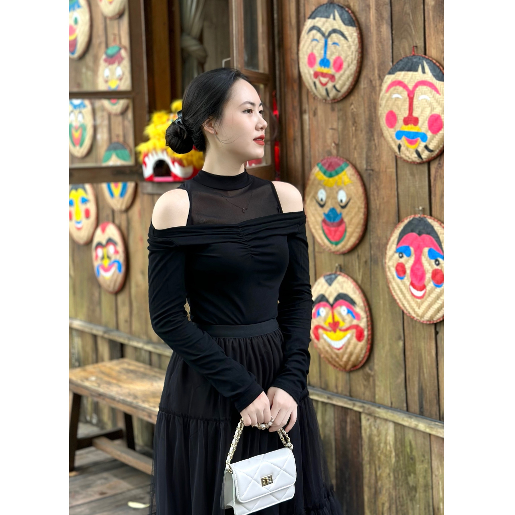 Mới về A903 Áo hở vai dài tay cổ cao nữ màu đen kem Quảng Châu phong cách Hàn Quốc sang trọng đơn giản thường ngày