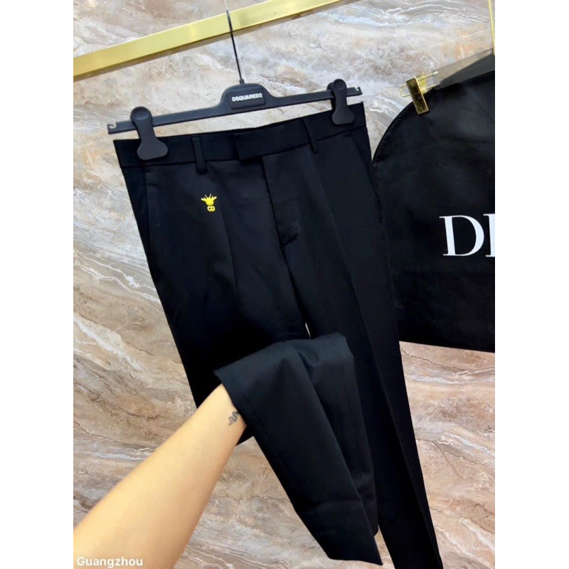 Quần Âu Ci Di Ong Thêu Vàng Trước Điểm Nhấn Chất Vải Dày Dặn Không Xổ Khi Giặt