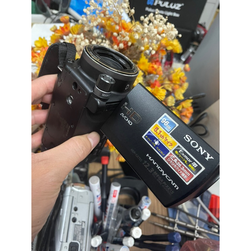 Máy quay phim Sony HDR CX700V