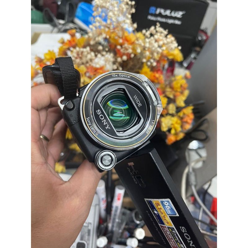 Máy quay phim Sony HDR CX700V