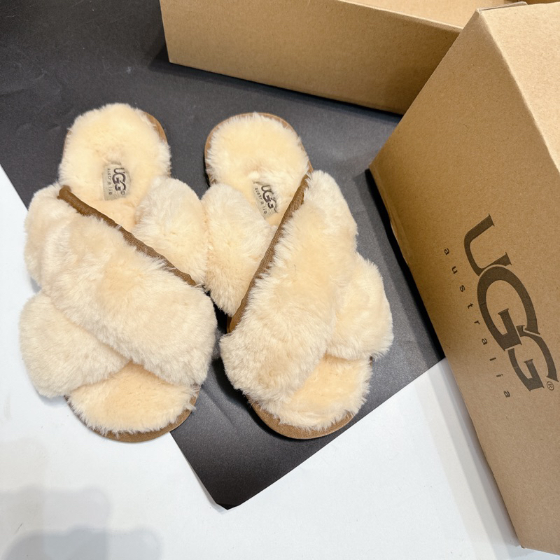 Dép lông U.GG lông mềm