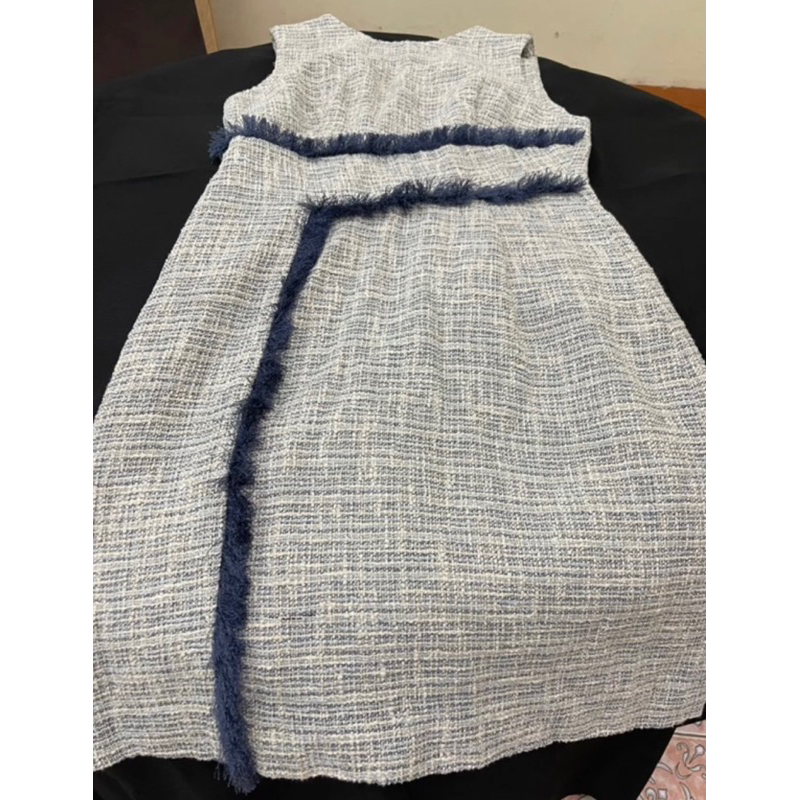 Váy khoét nách Adore dress