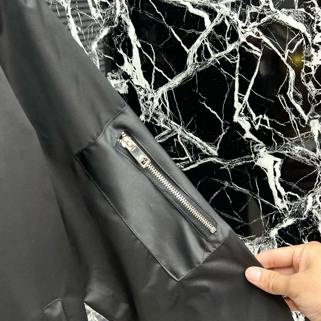 Áo Khoác bomber họa tiết tay khóa và cúc bấm hàng giá cao