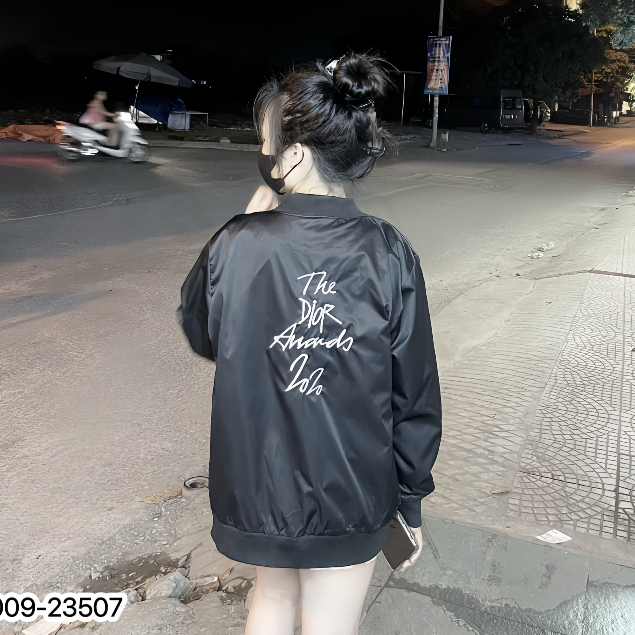 Áo Khoác bomber họa tiết tay khóa và cúc bấm hàng giá cao