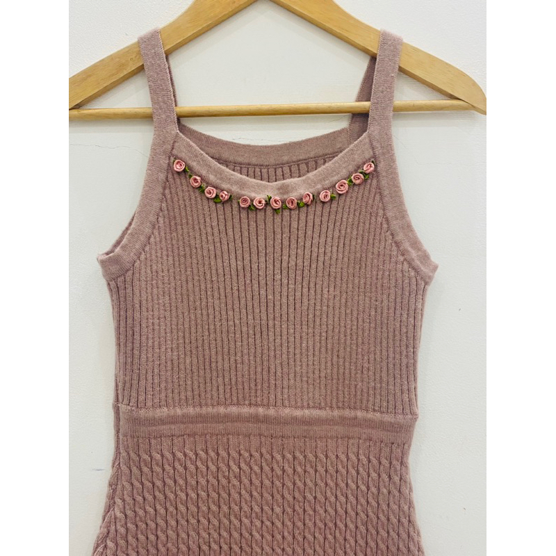 Đầm len vặn thừng size SM