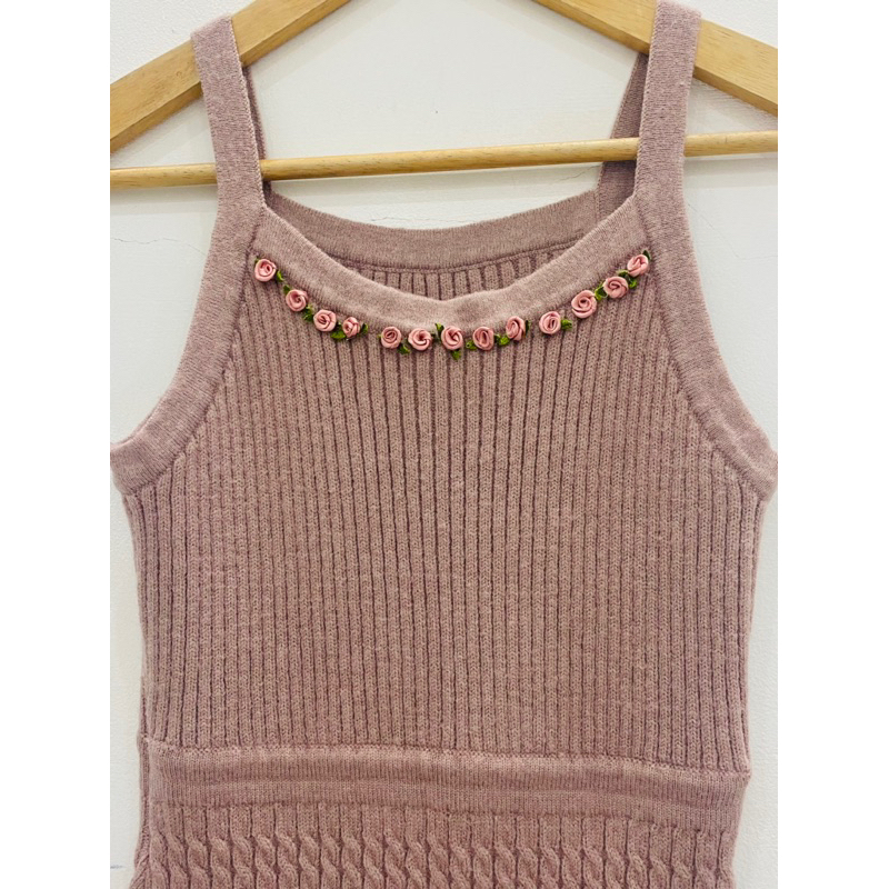 Đầm len vặn thừng size SM