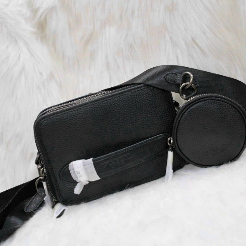 Túi đeo chéo Coach Charter Crossbody In Signature Leather . Da thật xịn xò 2 ngăn tiện dụng