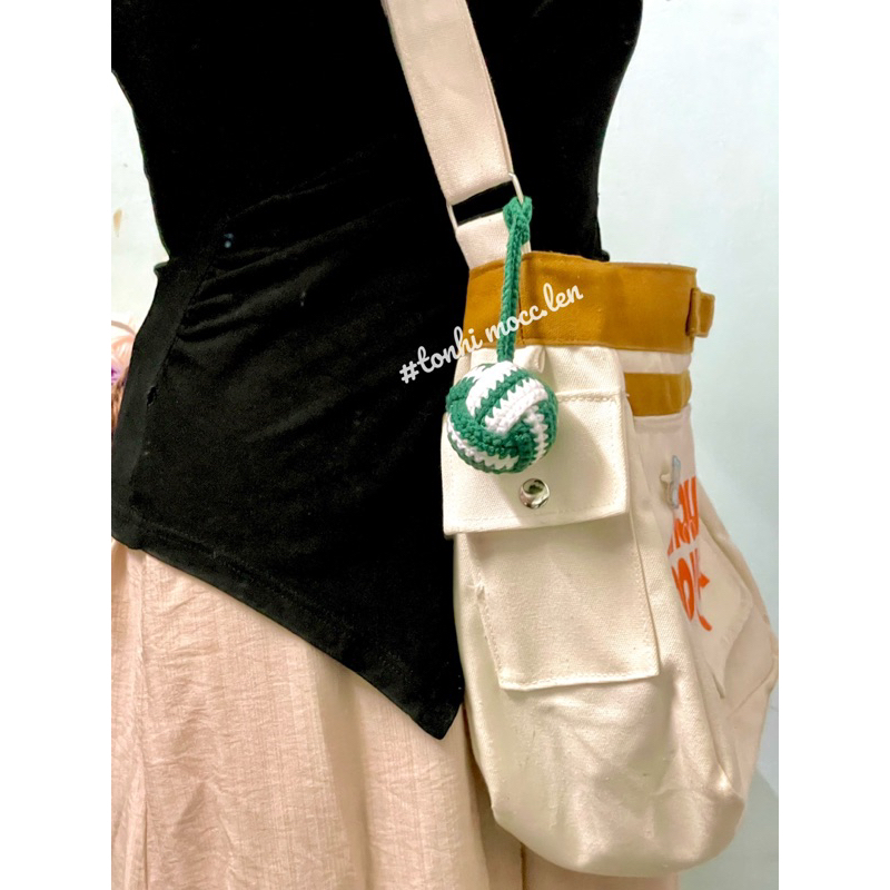 Móc Khoá Bóng Chuyền Bằng Len